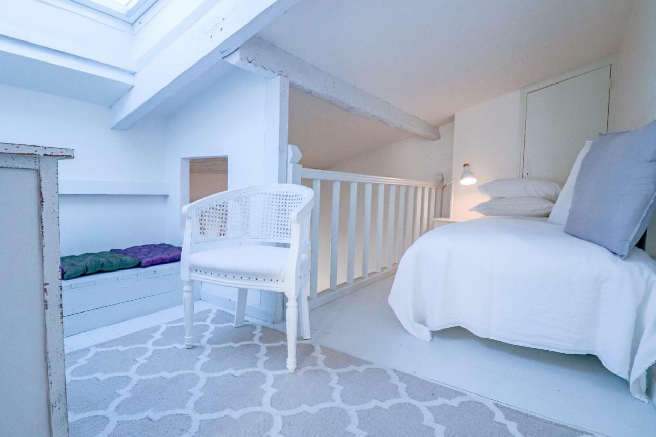 אנטיב Clt - Unique Duplex & Terrace On The Provencal Market מראה חיצוני תמונה